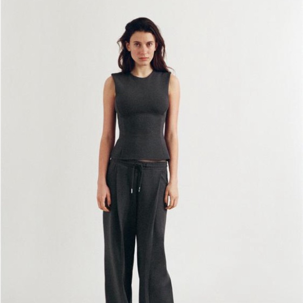 Zara /2 pieces/Dark Gray Sleeveless Top and Pants Set